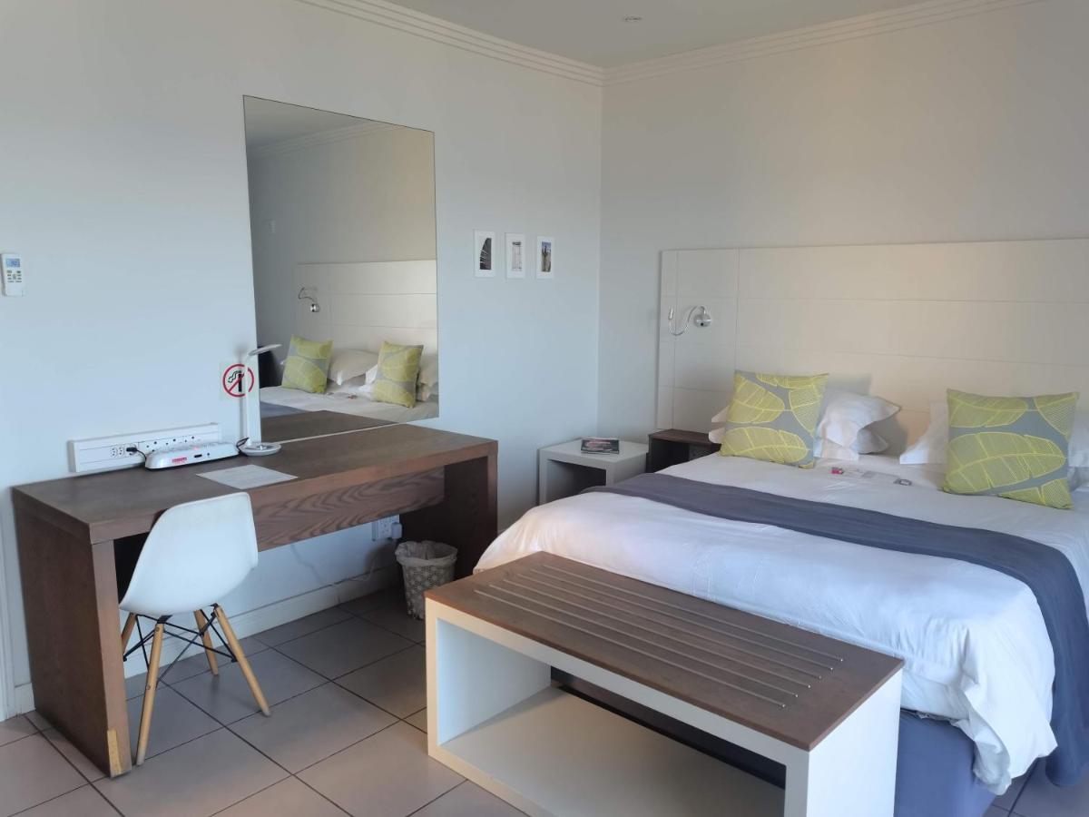 The Paralian Exclusive Guest House East London Exterior photo